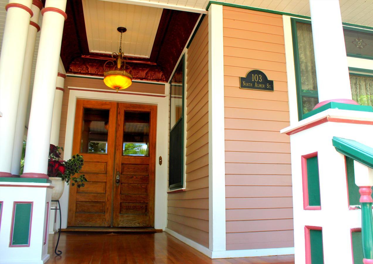 Himelhoch Bed & Breakfast Caro Екстериор снимка